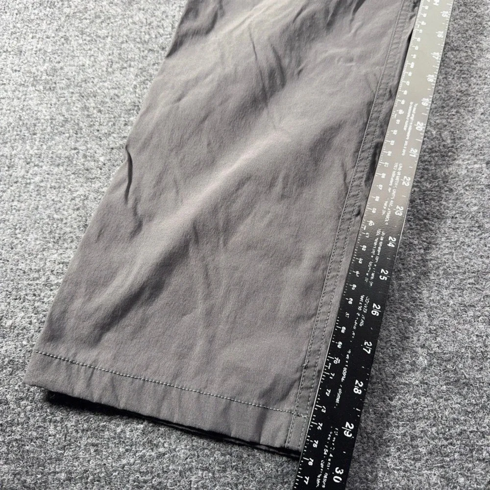The North Face Mens Gray Hiking Pants Size 34 Regular Outdoor Stretch 5-Pocket